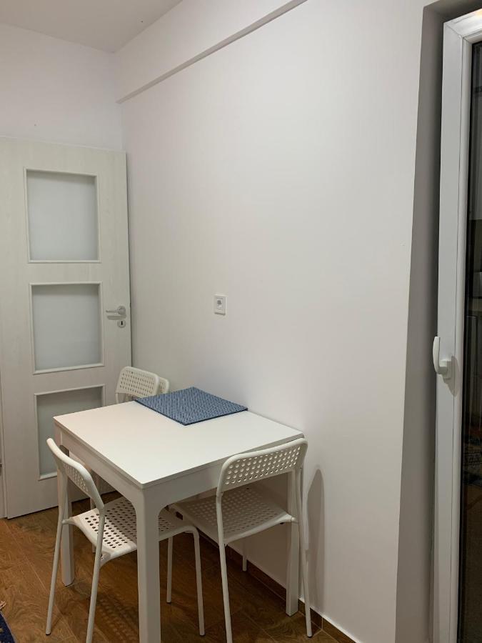 Welcoming Gemini Apartment 1 Hermannstadt Exterior foto